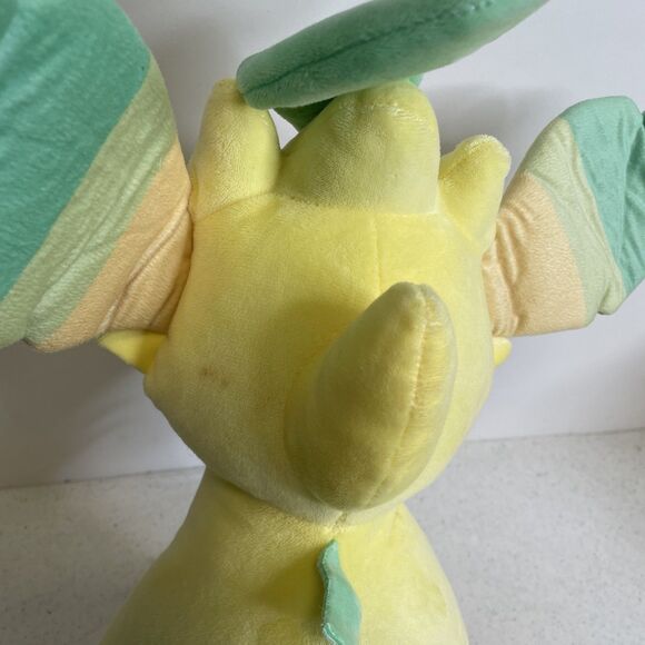 Pokemon Leafeon Plush - Picture 5 of 7